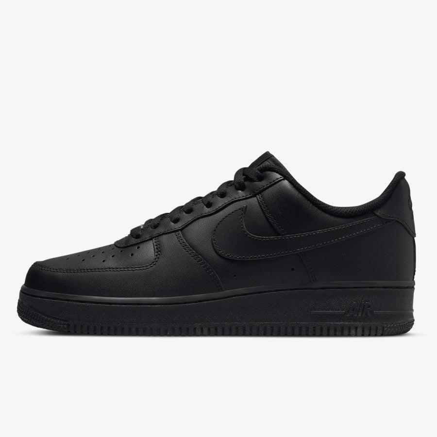 Sneakers - Nike Air Force 1 Triple Black