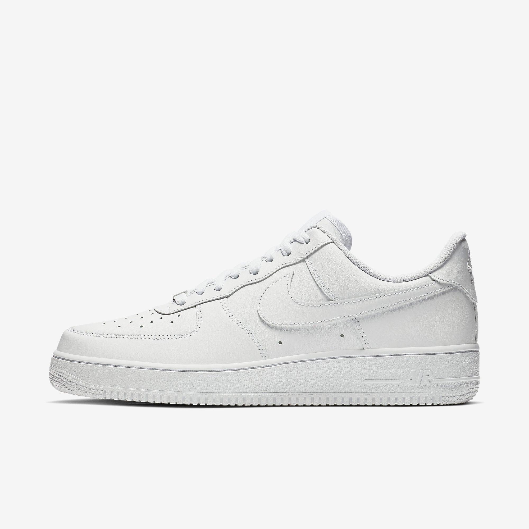 Sneakers - Nike Air Force 1 Triple White