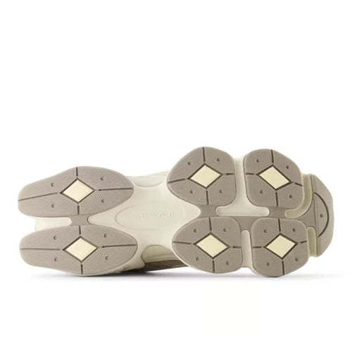 Sneakers - New Balance 9060 "Arid Stone & Mushroom"