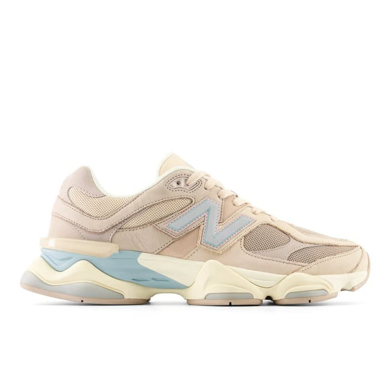 Sneakers - New Balance 9060 "Ivory Cream & Pink Sand"